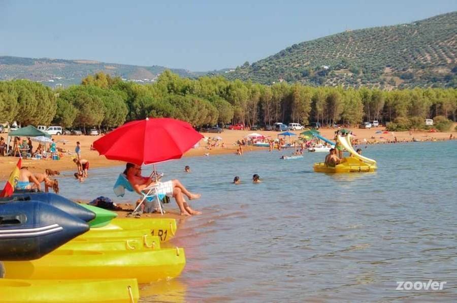 Camping Valdearenas Iznájar المظهر الخارجي الصورة