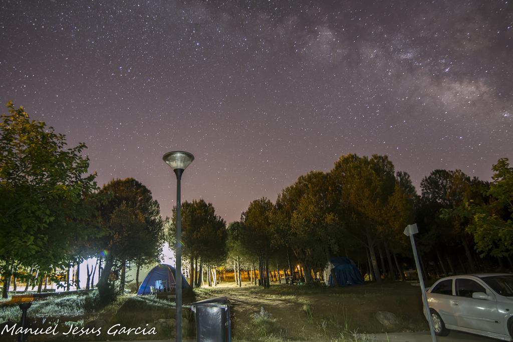 Camping Valdearenas Iznájar المظهر الخارجي الصورة