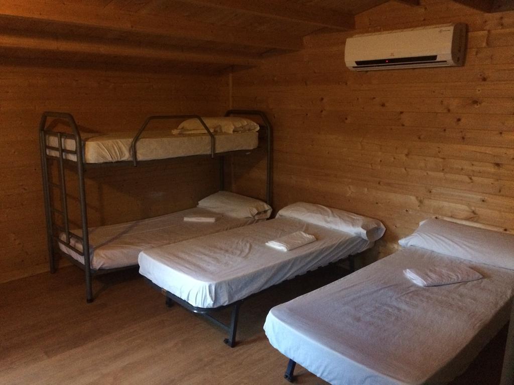 Camping Valdearenas Iznájar المظهر الخارجي الصورة