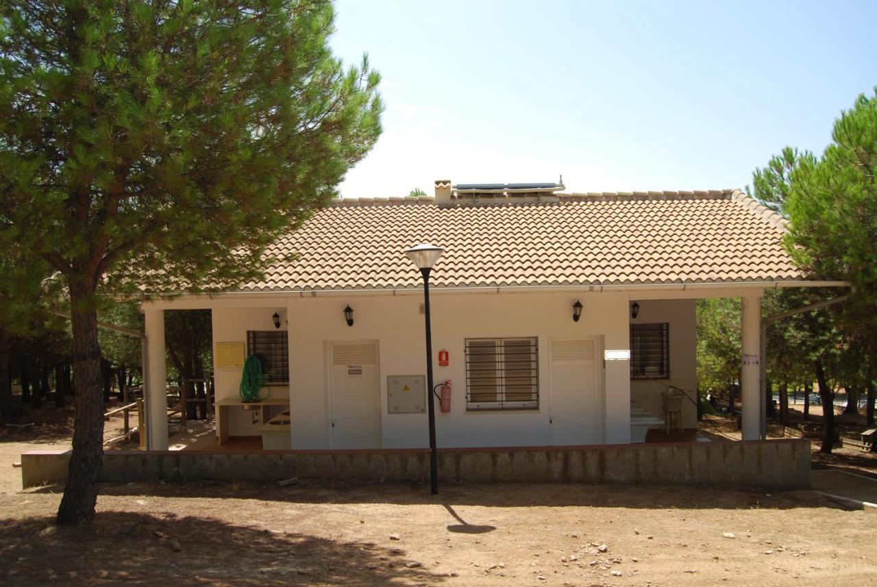 Camping Valdearenas Iznájar المظهر الخارجي الصورة